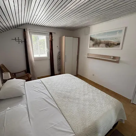 Emilija Apartman Privlaka (Zadar)