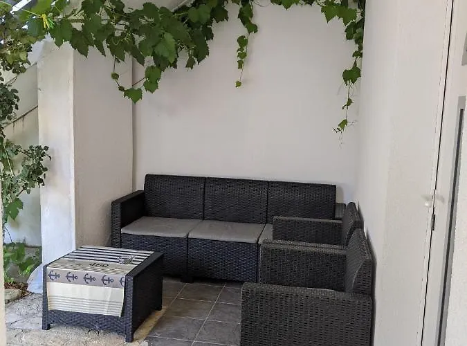 Emilija Appartamento Privlaka (Zadar)